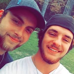 Meet your Posher, Dakota